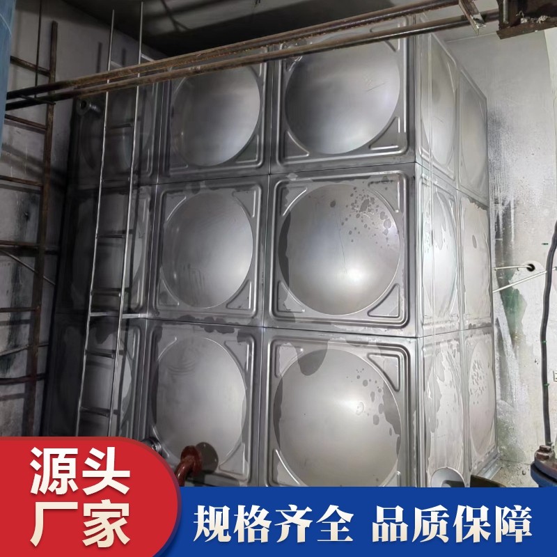 內(nèi)蒙古烏蘭察布市京熱(烏蘭察布)熱力有限責(zé)任公司下屬十三個(gè)換熱站水箱安裝完畢